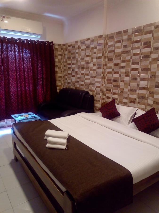 The Sky Inn Navi Mumbai Exteriör bild