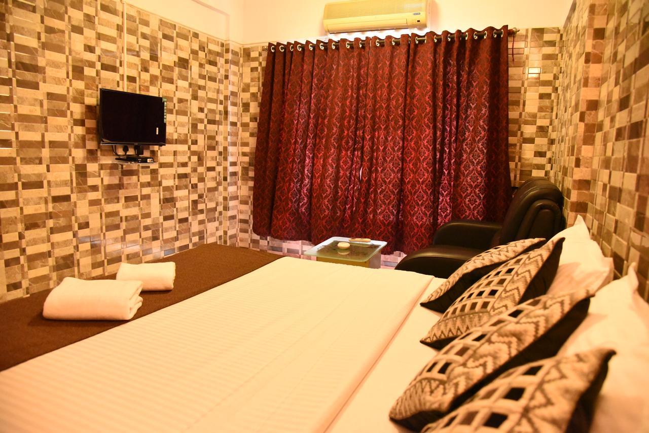 The Sky Inn Navi Mumbai Exteriör bild